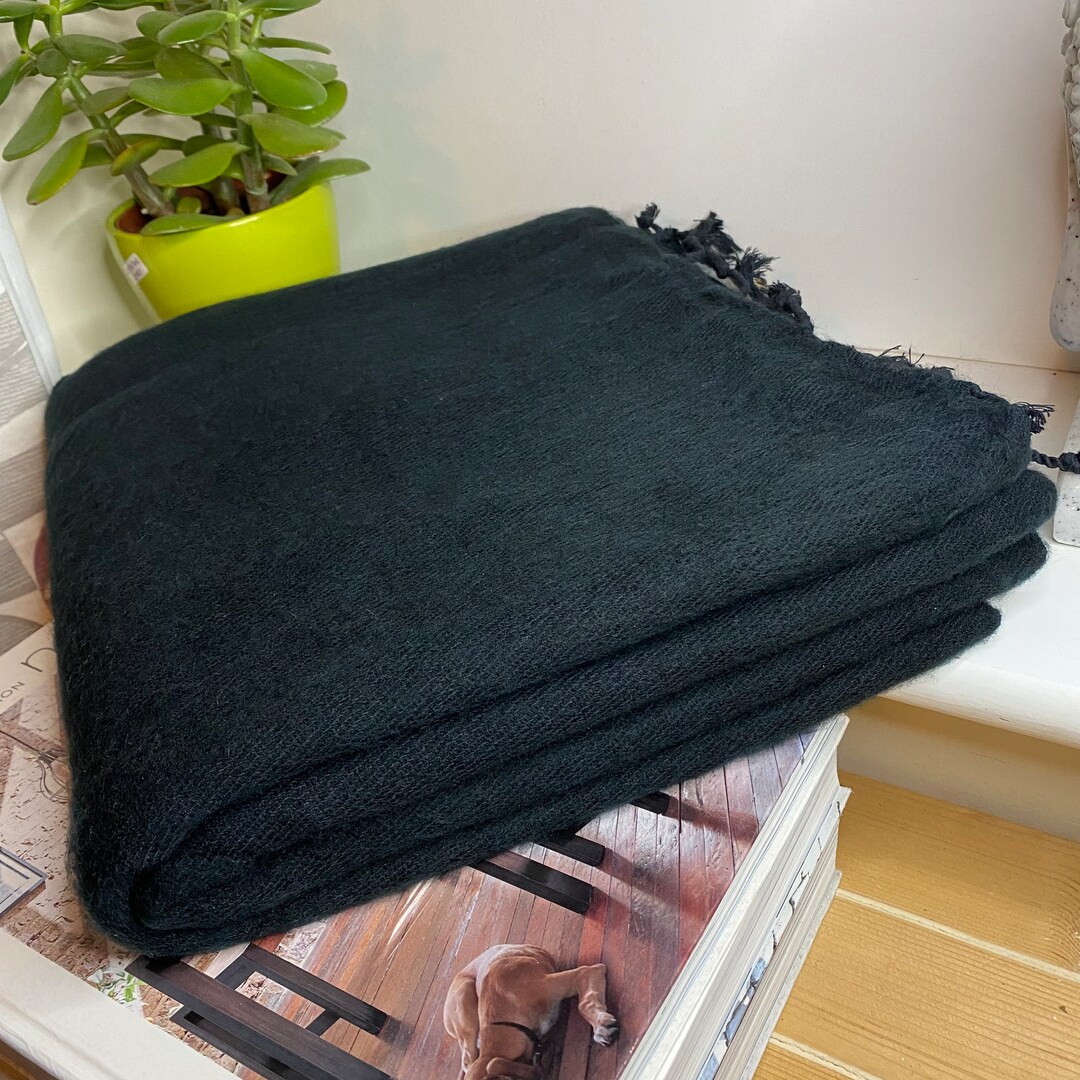 Warm & Soft Beautiful Nepalese Yak Wool Throws Blankets for Sofa Living