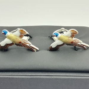 Hand painted vintage enamel Pheasant cufflinks, Beautifully hand made in London England, Perfect for any occasion! Plus FREE DELIVERY! :)