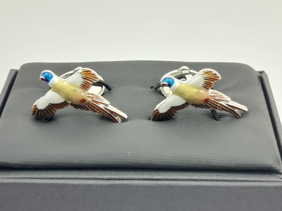 Hand painted vintage enamel Pheasant cufflinks, Beautifully hand made in London England, Perfect for any occasion! Plus FREE DELIVERY! :)