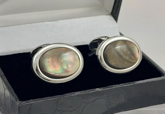 Men's Hand Made 30th Pearl Wedding Anniversary gift. Black Pearl cufflinks, Pearl cufflink gift for him, Plus FREE SHIPPING!!