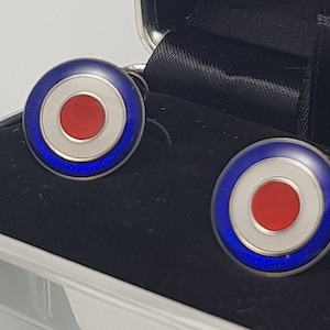 Men&#39;s Royal Air Force Emblem cufflinks, RAF cufflinks, Hand painted Pewter enamel gift for him. FREE DELVIERY!