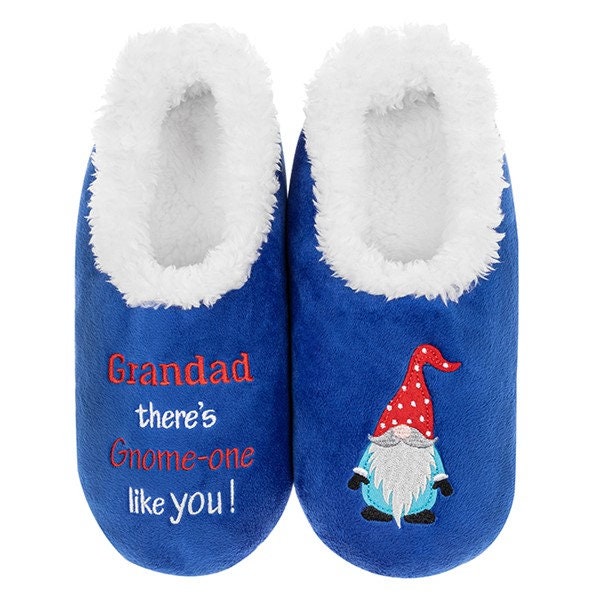 Snoozies christmas hotsell slippers