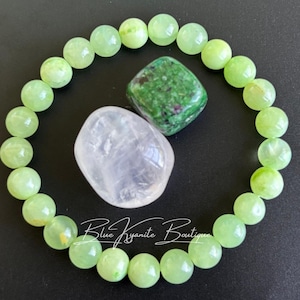 Light Green Onyx Bracelet 8mm - Strength, Self-Control & Emotional Calm - Heart Chakra Jewelry