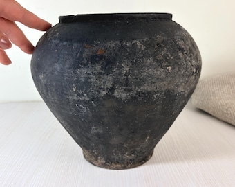 Antique Wabisabi pottery Dusty black Rustic Farmhouse Pot with patina