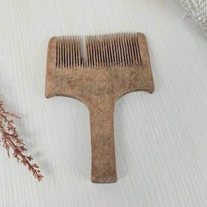 Antique Wooden wool comb with handle lovely decoration. country primitive stile or Wabi sabi home.