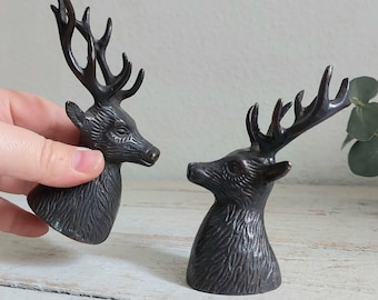 Vintage Deer Salt and Pepper Shakers Set. spice organizer. wooden wall and tabletop décor.