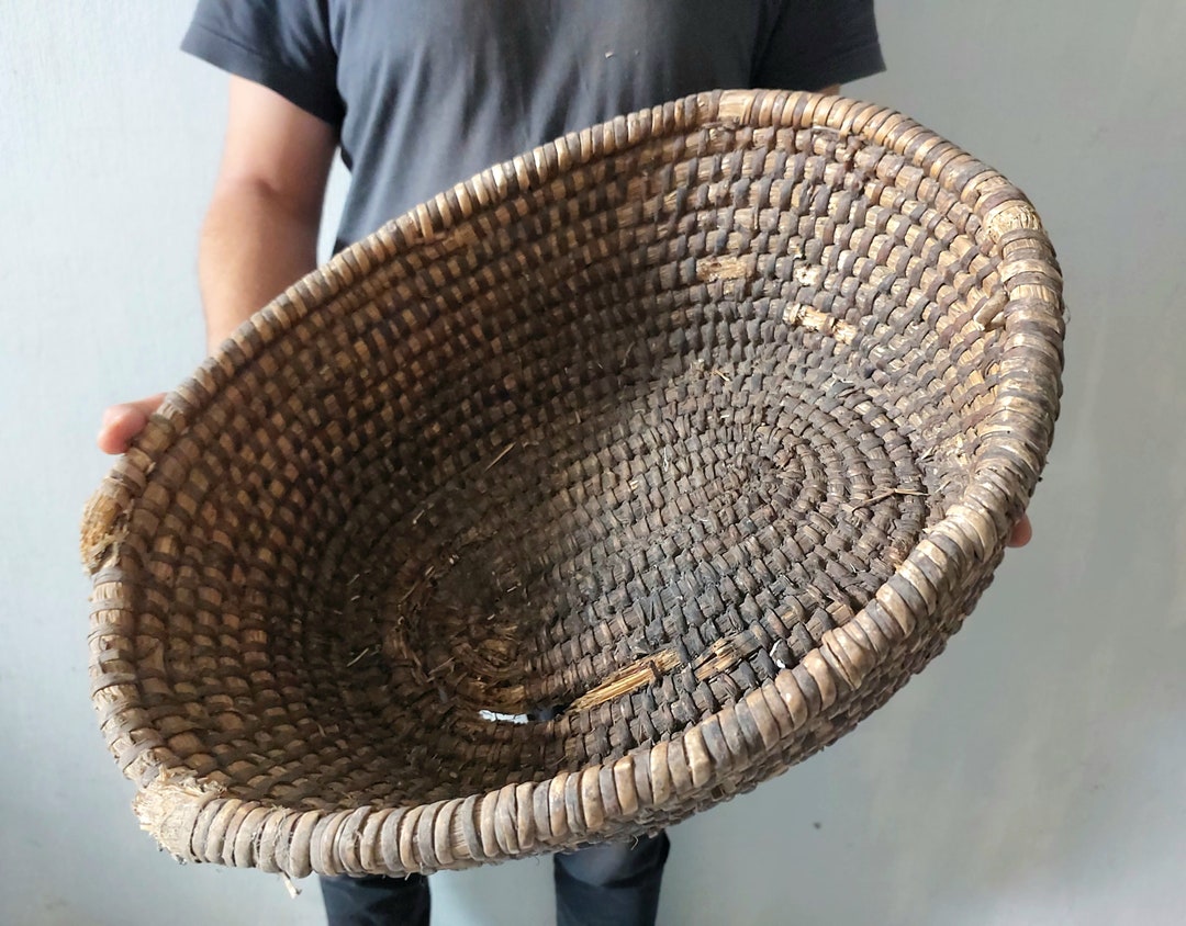 Old Antique Grass Rye Basket. Vintage Big Grain Storage. - Etsy
