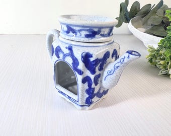 Vintage Chinese Tea Set Aromatherapy Lamp Hand-Painted Porcelain with Blue Floral Design