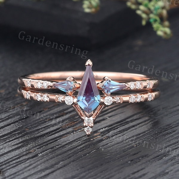 Kite cut Alexandrite engagement ring set Vintage Rose gold Micro pave set dainty Diamond Moissanite wedding ring Bridal Anniversary ring set