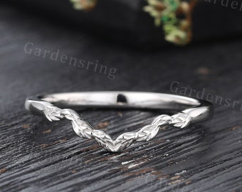 Vintage Plain Gold Curved Wedding Band Unique White Gold Diamond