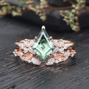 Kite cut Green Sapphire Engagement ring set Vintage Moissanite wedding band women Rose gold Cluster leaf Bridal set promise Anniversary gift