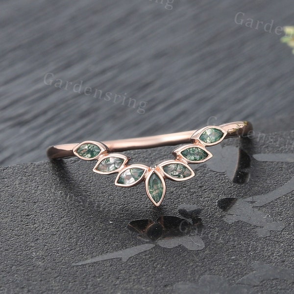 Marquise cut Moss Agate wedding band Curved wedding band Vintage Rose gold Dainty Bezel ring stacking matching band art deco Anniversary