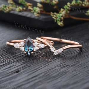 Marquise cut Alexandrite Engagement ring set Vintage Rose gold cluster Marquise Moissanite Diamond ring promise Anniversary Bridal ring set