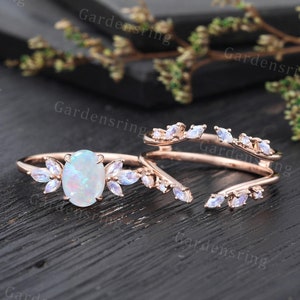 Ovaal geslepen opaal verlovingsring set vintage maansteen trouwring roségouden cluster unieke bladring marquise geslepen bruidsset jubileumring