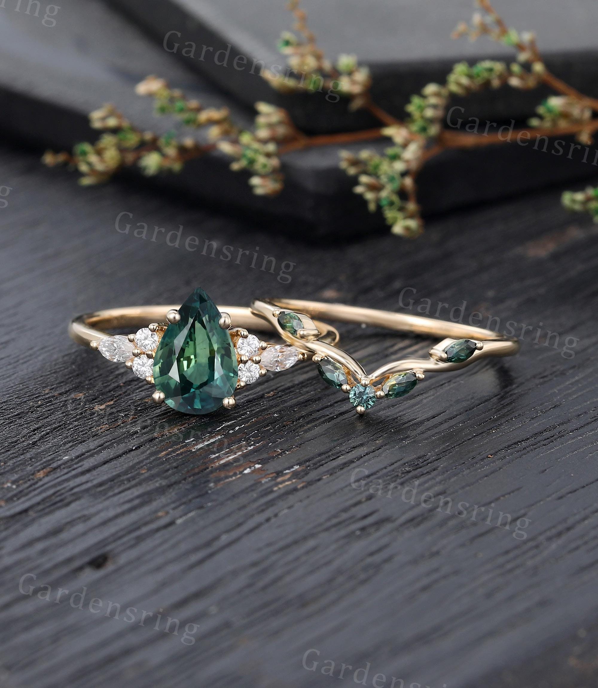 Pear shaped Blue Green sapphire Engagement ring set Vintage 14k gold Marquise Moissanite Diamond ring cluster Bridal set promise Anniversary