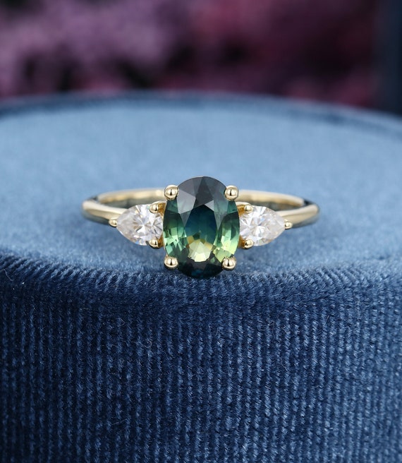 Pear shaped shop green sapphire ring