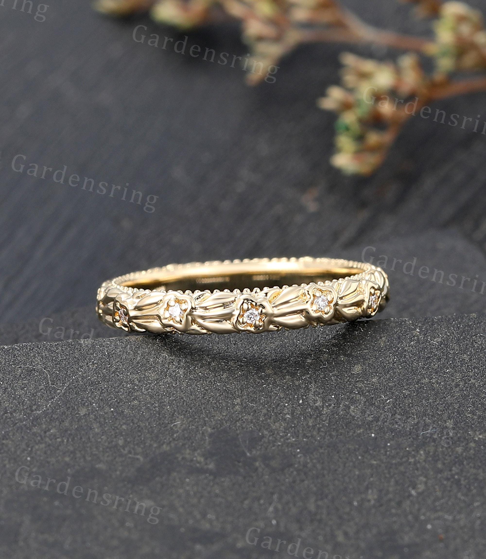 Vintage Filigree Solid 14k Gold Floral Wedding Band Unique Diamond ...