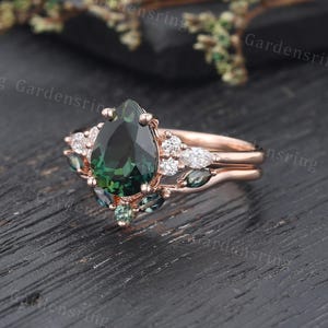 Pear shaped Blue Green sapphire Engagement ring set Vintage rose gold Marquise Moissanite Diamond ring cluster Bridal set Anniversary ring
925 sterling silver (Rose gold/Gold plated) and Solid 14 K/18 K gold(Rose gold/White gold) are available.