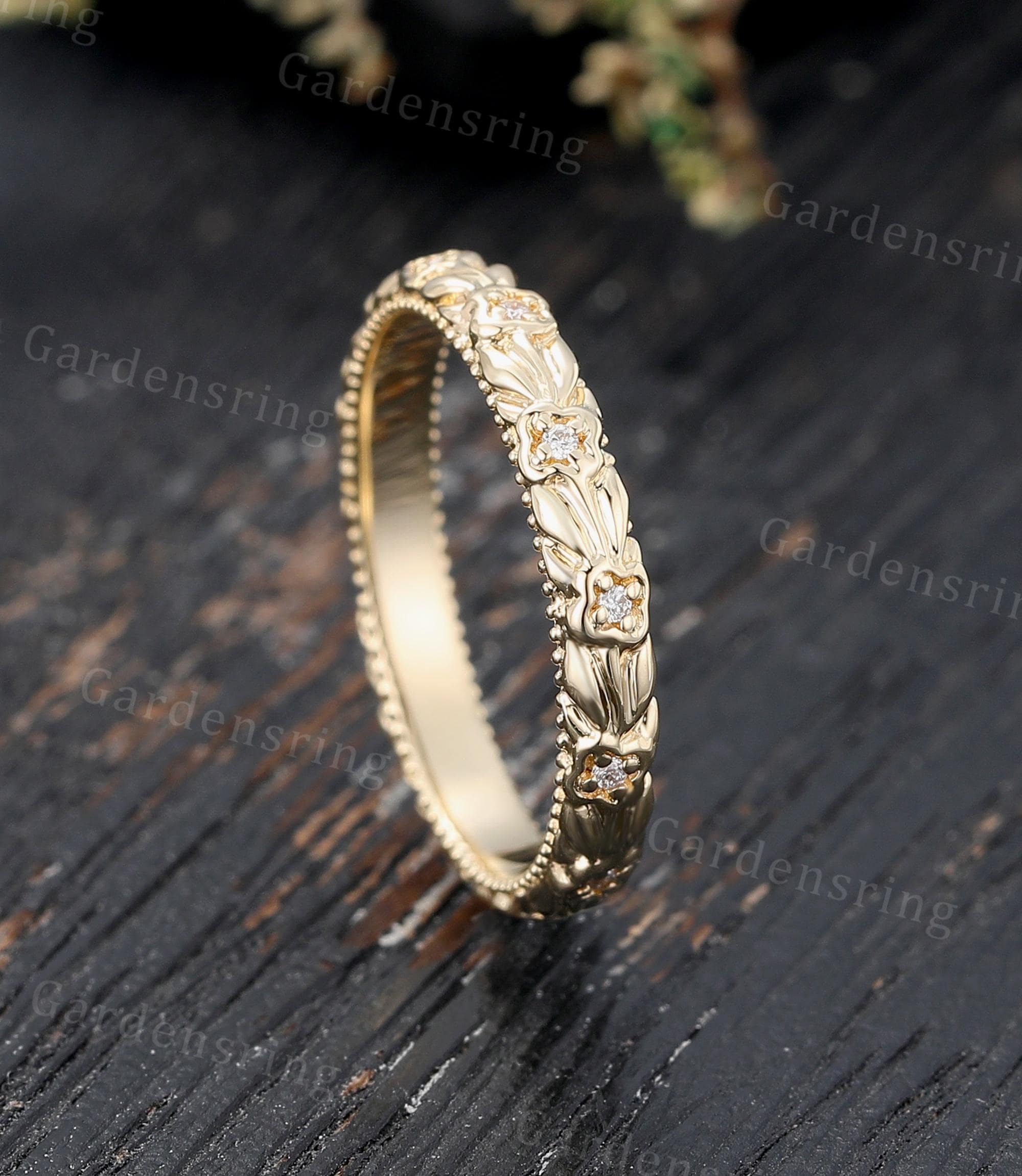 Vintage Filigree Solid 14k Gold Floral Wedding Band Unique Diamond ...