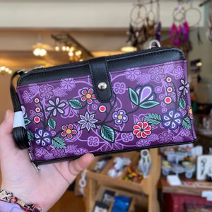 Authentic Native Designed Crossbody Phone Purse; Native Northwest