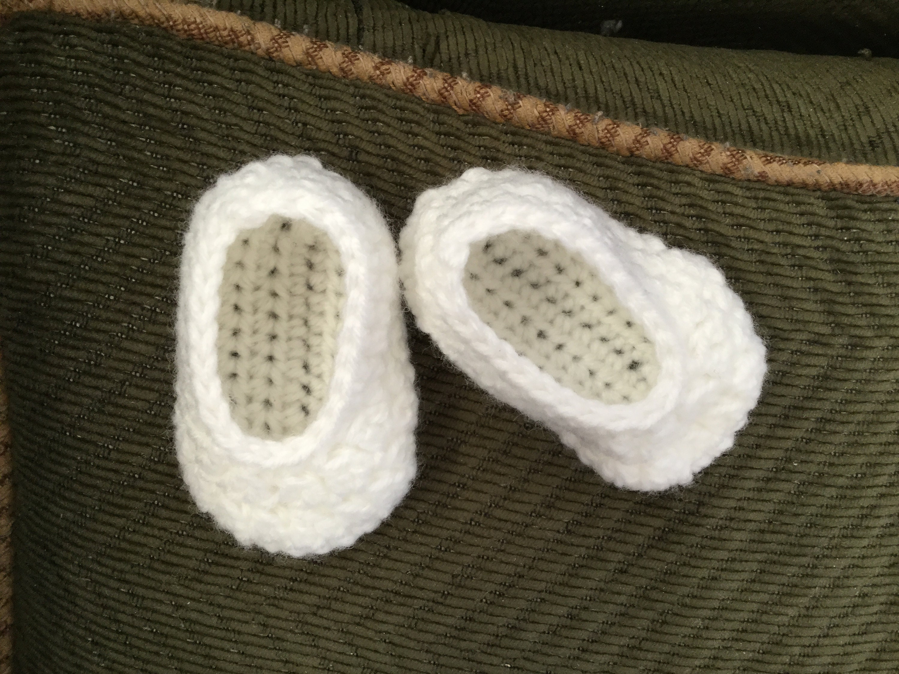 simple baby shoes