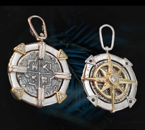 Reversible Atocha silver nautical compass pendant