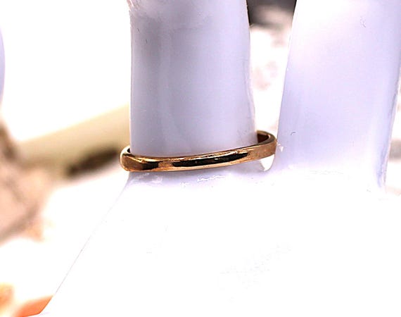 Ruby Ring set in 10kt Yellow Gold - image 2