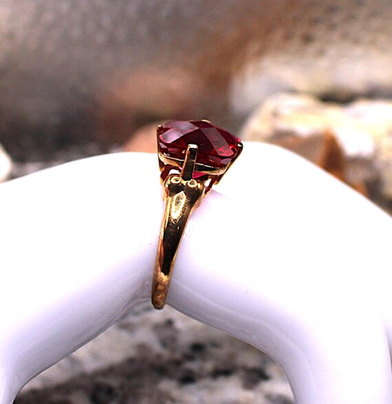 Ruby Ring set in 10kt Yellow Gold - image 3