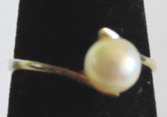 Beautiful white Akoya 6.5mm pearl ring 10kp white… - image 2