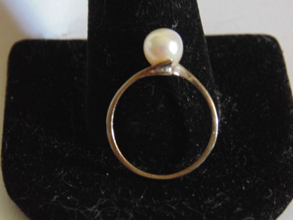 Beautiful white Akoya 6.5mm pearl ring 10kp white… - image 5