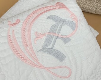 Custom Embroidered Monogramed Heirloom Baby Blanket//Initial Embroidery//Baby Quilt//Baby Gift//New Mom Gift//Baby Shower Gift/Nursery Decor