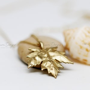 14K Gold Ahornblatt Anhänger, kanadische Blattgold Anhänger, Natur inspiriert Anhänger, Blatt Gold Halskette, Anhänger Geschenkidee