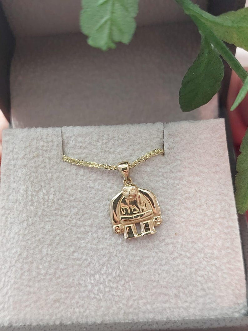Colgante Golem de oro de 14 quilates * Collar con amuleto judío de protección * Amuleto Emet personalizado imagen 2