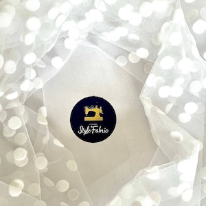 Weißer Tupfen-Tüll-Gewebe Weicher Polka-Dot-Tüll-Mesh-Spitzen-Gewebe für Hochzeitskleid Weißer Tüll-Gewebe Tüllstoff Massenware Samt-Punkt