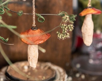 Set of 6 cotton spun mushroom ornaments, cotton wool mushroom decoration, colorful mini mushrooms for hanging