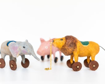 Vintage Inspired Cotton Spun Toy, Animal Cotton Spun Decoration on Wheels, Imitation Vintage Lion Toy