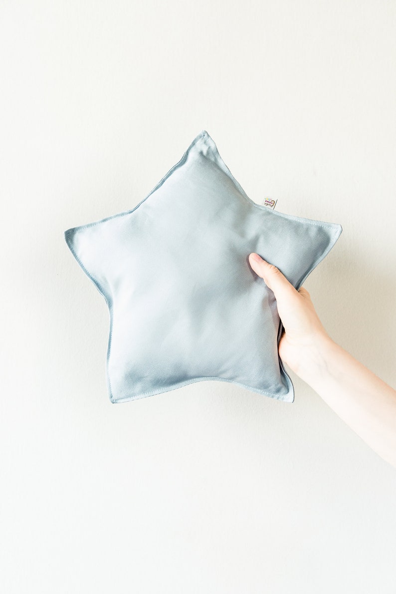 star-shaped pillow Gray