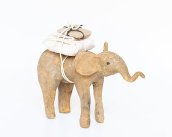 elephant in vintage-inspired cotton wool, animal in spun cotton, vintage elephant decoration, travel theme decoration