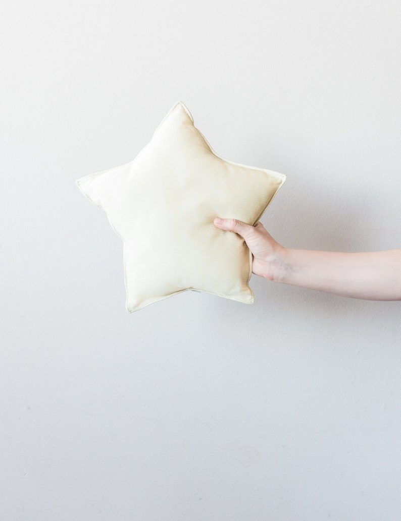 star-shaped pillow Yellow