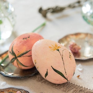 Vintage Style Easter Egg Set, Hand Painted Egg with Yellow Flowers, Spring Decoration Cotton Spun, Easter Tree