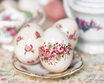 Ensemble d'oeufs de Pâques de style vintage, oeuf peint à la main avec des roses, décoration printanière, ornement de Pâques en coton