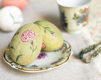 hand painted flower decorated egg, carnation decoration, collectible flower decorated egg, free standing flower decoration