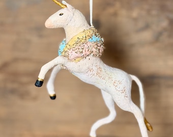 Cotton yarn unicorn, cotton wool unicorn figurine, unicorn decoration, fantasy animal, decorative hanging unicorn
