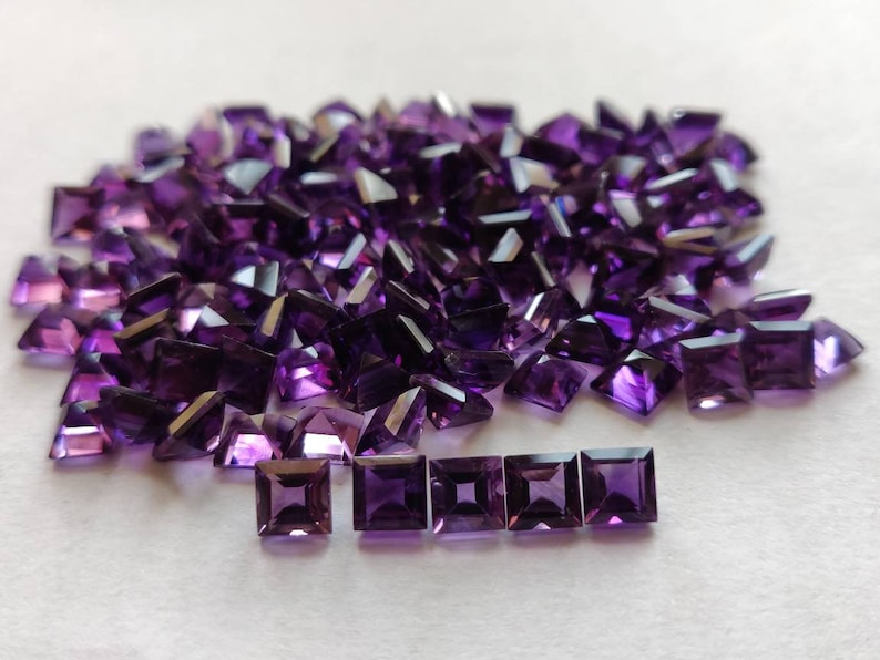 African Amethyst Beautiful Purple color Square shape Good Quality in Best Price