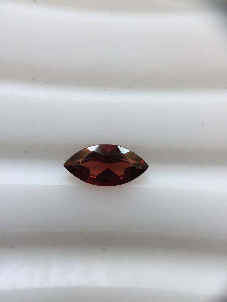 Garnet Red MarquiseShape