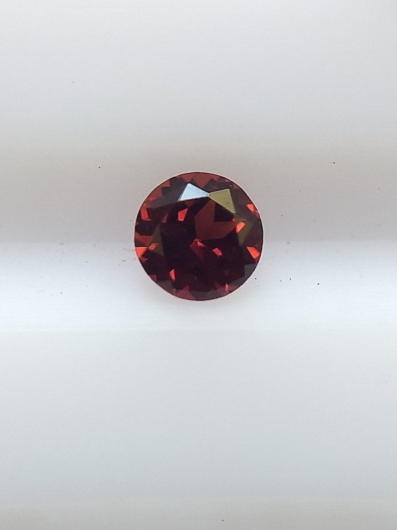 January Birth Stone Garnet Red Round Shape 2mm Size