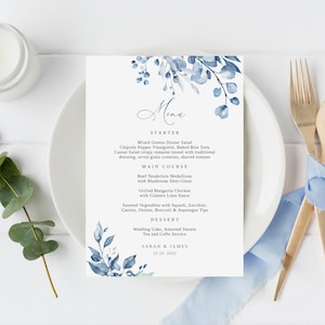 Modèle de menu de mariage bleu poussiéreux, menu de mariage bleu, menu de mariage floral imprimable, Templett, # B63