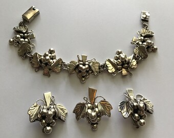 Sterling Silver Bracelet / Pendant And Earrings Set-Very Nice  / Maybe Mid-Century or 70's / Over 2oz Of Silver