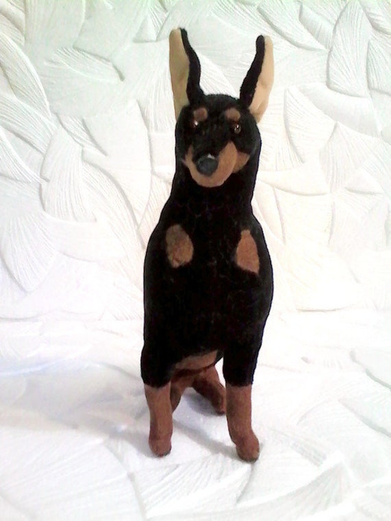 peluche pinscher