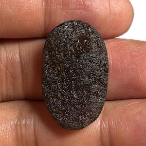 Indochinite Tektite Raw Face 28x18x9 MM, 33.70 Cts